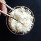 Naukowcy wiedzą, jak ugotować ryż, żeby był mniej kaloryczny. To nie magia, to reakcje chemiczne