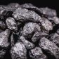 Chińczycy znaleźli w Mongolii nieznany minerał. Można z niego produkować baterie działające przez 30 lat (fot. Shutterstock)