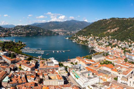 Jezioro Como uwielbiają gwiazdy, Włosi i turyści. Na czym polega fenomen tego miejsca?