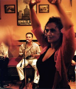 Chcecie poczuć esencję Espanii? Posłuchać flamenco, napić się ciężkiego wina, objeść się tłustymi oliwkami i zatańczyć na fieście? Jedźcie do Andaluzji!