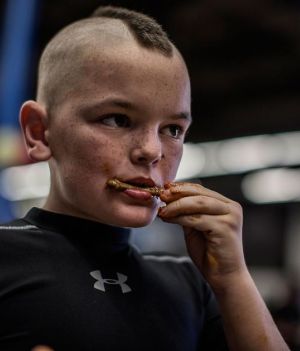 Kontrowersyjny świat dziecięcego MMA