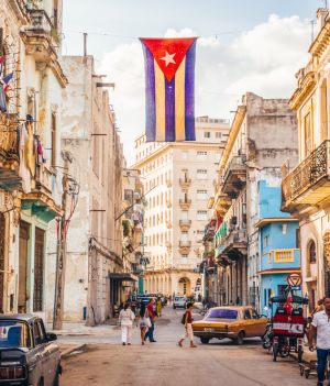 Czy wiesz, że Kuba ze względu na swój kształt nazywana jest długą zieloną jaszczurką?
