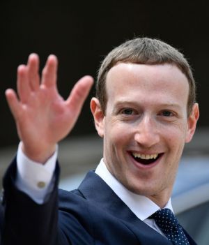 Facebook: Wystarczy 10 like'ów by wiedział o tobie więcej niż kolega, po 150 - więcej niż rodzina