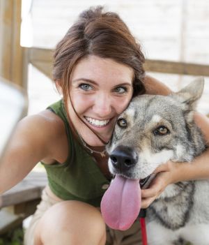 Coraz więcej osób wolałoby spędzić życie z psem niż z partnerem (fot. Getty Images)
