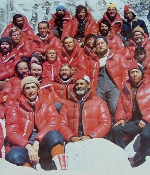 Członkowie historycznej wyprawy z 1980 roku (fot. Fundacja Himalaizmu Polskiego im. Andrzeja Zawady)