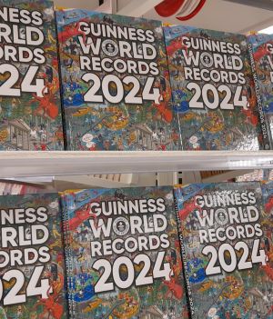 Rekord Guinnessa – historia nagrody i najciekawsze fakty (fot. Rose-Mel / Shutterstock.com)