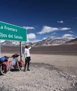 Kross The Record: Marcin Korzonek wjechał rowerem na 5900 m n.p.m. w Chile