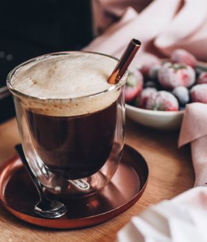 Kawa pięciu przemian, po arabsku, indyjsku, tajsku i wietnamsku – poznaj przepisy na kawę prosto z Azji