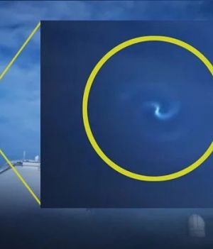 Niezwykłe zjawisko wizualne na Hawajach wyjaśnione. To jednak nie spadające UFO? (fot. Subaru Telescope)