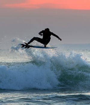 W Europie są dwa Światowe Rezerwaty Surfingu. Lokalizacja najnowszego może zaskoczyć