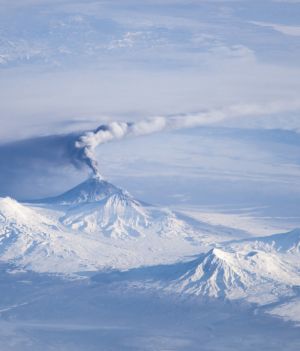 Wulkany w Azji - szlaki wulkaniczne, na które warto się wybrać (fot. Getty Images)