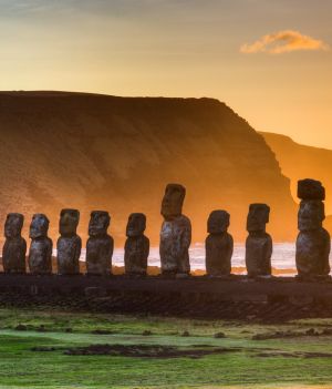 Wyspa Wielkanocna stawia czoło zmianom klimatu. Posągąom moai grozi zniszczenie