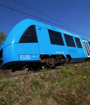 W Niemczech na tory wyjechały pierwsze na świecie pociągi napędzane wodorem