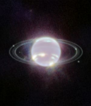 Dzięki Teleskopowi Webba po raz pierwszy od 33 lat widzimy dokładnie pierścienie Neptuna. Są niesamowite! (Fot.  NASA, ESA, CSA, STScI)