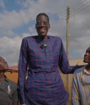 Kim jest najwyższy człowiek na świecie? Możliwe, że ten 29-latek z Ghany przejdzie do historiiv
