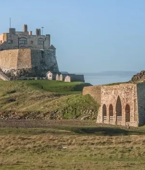 grobowce na Lindisfarne