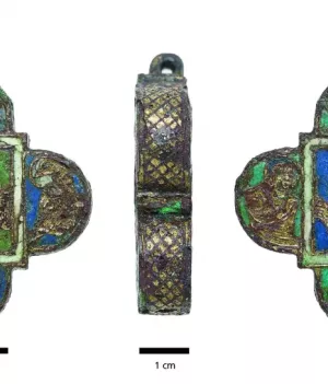 średniowieczny medalik