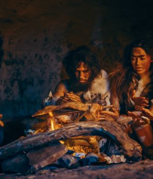Badania wykazały, że Europejczycy mają mniej genów neandertalczyka niż ludzie z Azji Wschodniej (fot. Shutterstock)