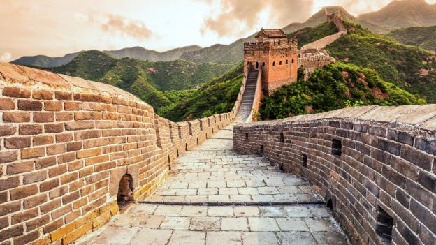 Czy to prawda, że Wielki Mur Chiński widać z kosmosu?