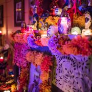 Meksykańskie Święto Zmarłych na talerzu