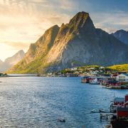 Norwegia – białe noce i malownicze widoki