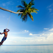 Na karaibskim wybrzeżu Kolumbii bez trudu można się zaszyć gdzieś  na odludziu, najlepiej  pod palmą.