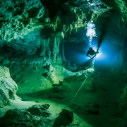 W systemie jaskiniowym  Tux Kupaxa na półwyspie Jukatan w Meksyku.