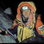 Krzysztof Wielicki na ścianie K2 w 2003 r. (fot. archiwum prywatne)