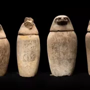 urny kanopskie
