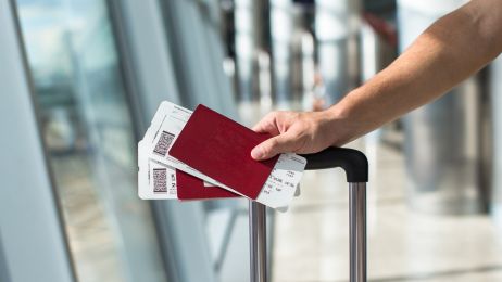 Polacy przepłacają za bilety lotnicze