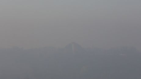 Kraków. Smog: normy Przekroczone dopuszczalne normy zanieczyszczenia powietrza. Na zdjęciu: Kopiec Kościuszki