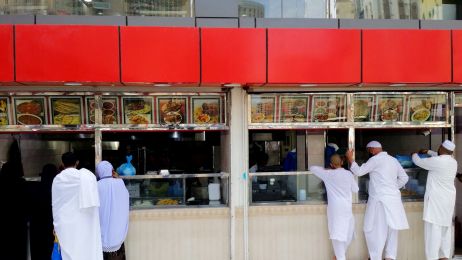Arabia Saudyjska łagodzi zasady segregacji płciowej w restauracjach