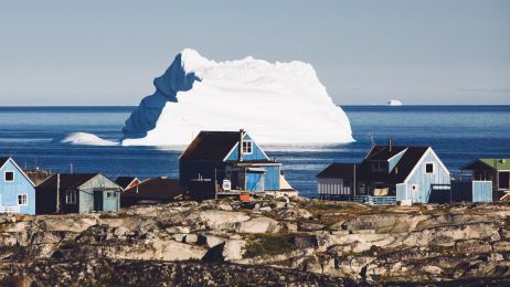 Grenlandia topnieje siedem razy szybciej niż prognozowano (fot. Getty images)
