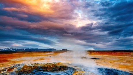Naukowcy chcą otworzyć „wrota do piekieł” na Islandii. Celem jest uzyskanie energii z wulkanu Víti (fot. Shutterstock)