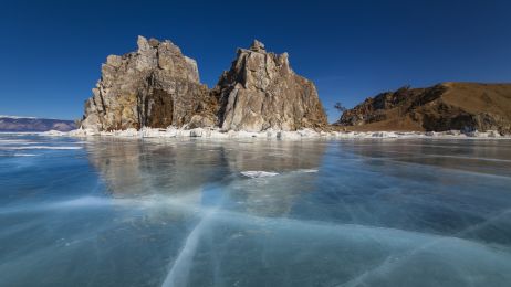 Jezioro Bajkał: jak powstało i jakimi tajemnicami jest owiane? Poznaj legendy o Bajkale (fot. Getty Images)