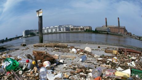 Tamiza jest najbardziej zanieczyszczoną rzeką (Photo by: Photofusion/Nigel Goldsmith/Universal Images Group via Getty Images)