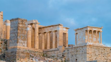 Świątynia Ateny jest nazywana perłą Akropolu. Dlaczego?