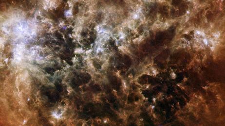 Wielki Obłok Magellana i Mały Obłok Magellana. „Astronomiczna linijka” Wszechświata (fot. Universal History Archive/Universal Images Group via Getty Images)