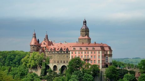 Zamek Książ w Wałbrzychu. Zwiedzanie, bilety i dojazd, historia obiektu (Fot. Emilia Ernst, Wikimedia Commons, CC-BY-SA-4.0)
