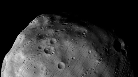 Wiekowa sonda Mars Express przesłała zachwycające zdjęcia Fobosa. Ten księżyc kiedyś zderzy się z Marsem (fot. ESA/DLR/FU Berlin (G. Neukum), CC BY-SA 3.0 IGO)