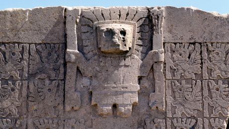 Nim Inkowie stworzyli imperium, swój ślad w Andach odcisnęli Tiahuanaco. Z czego byli znani? (fot. Giovanni Mereghetti/Education Images/Universal Images Group via Getty Images)