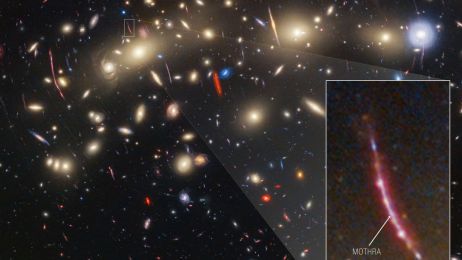 Kosmiczna ćma na najbardziej kolorowym zdjęciu Wszechświata, jakie kiedykolwiek wykonano