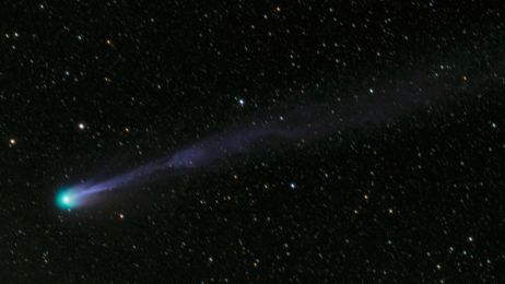 Do Ziemi zbliża się kometa. Wkrótce będzie można zobaczyć ją na niebie (fot. Giuseppe Donatiello, Wikimedia Commons, CC0)