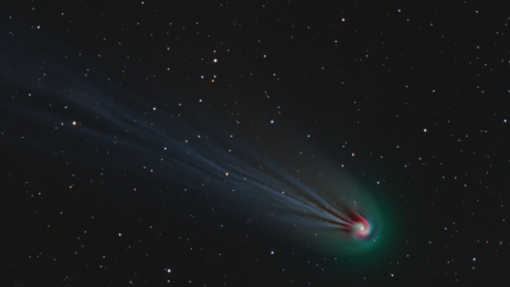 Najpiękniejsza kometa, jaką widzieliśmy? Wokół jądra 12P/Pons-Brooks kręcą się spirale światła