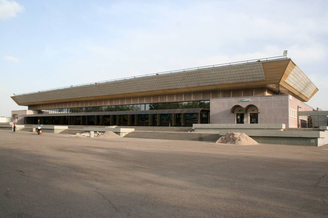 Tashkent_International_Airport_domestical_terminal
