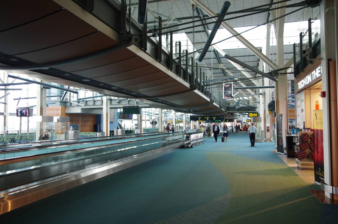 Vancouver_International_Airport_2