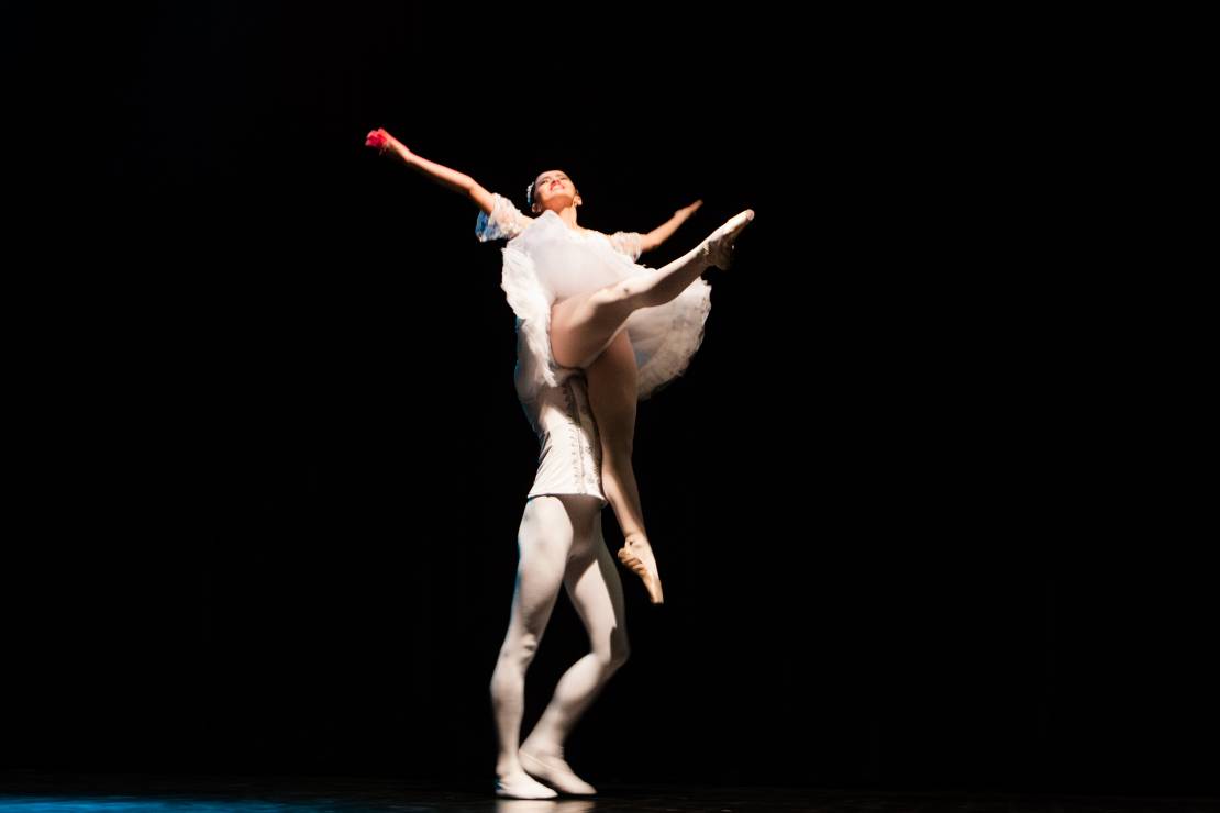 brave festival Blind Ballet Company Fernanda Bianchini