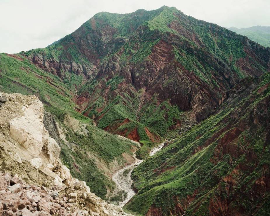 25 lat po odzyskaniu niepodległości kraj stoi na rozstaju dróg. Wyprawa do Tadżykistanu