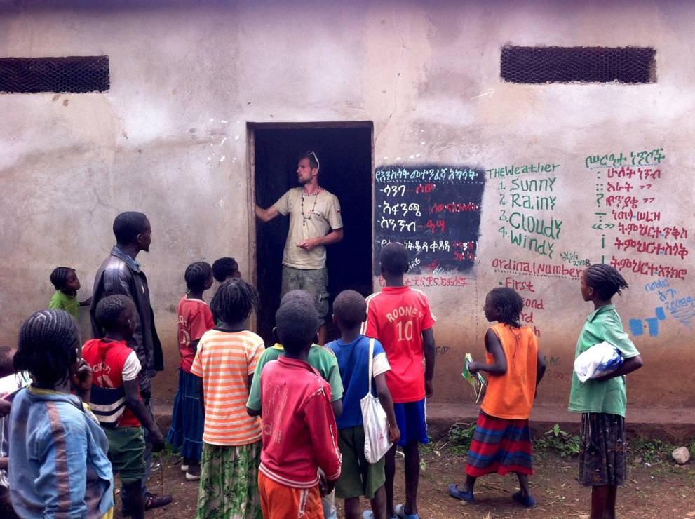 Polacy oświetlili etiopskie szkoły