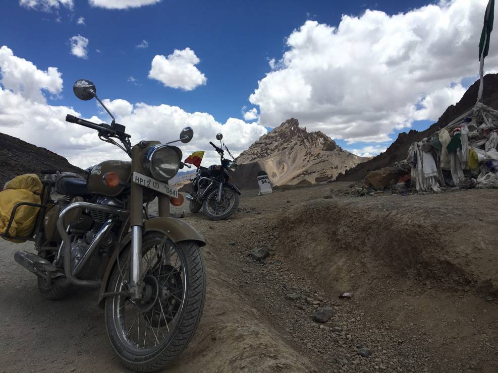 550 km motocyklem przez Himalaje